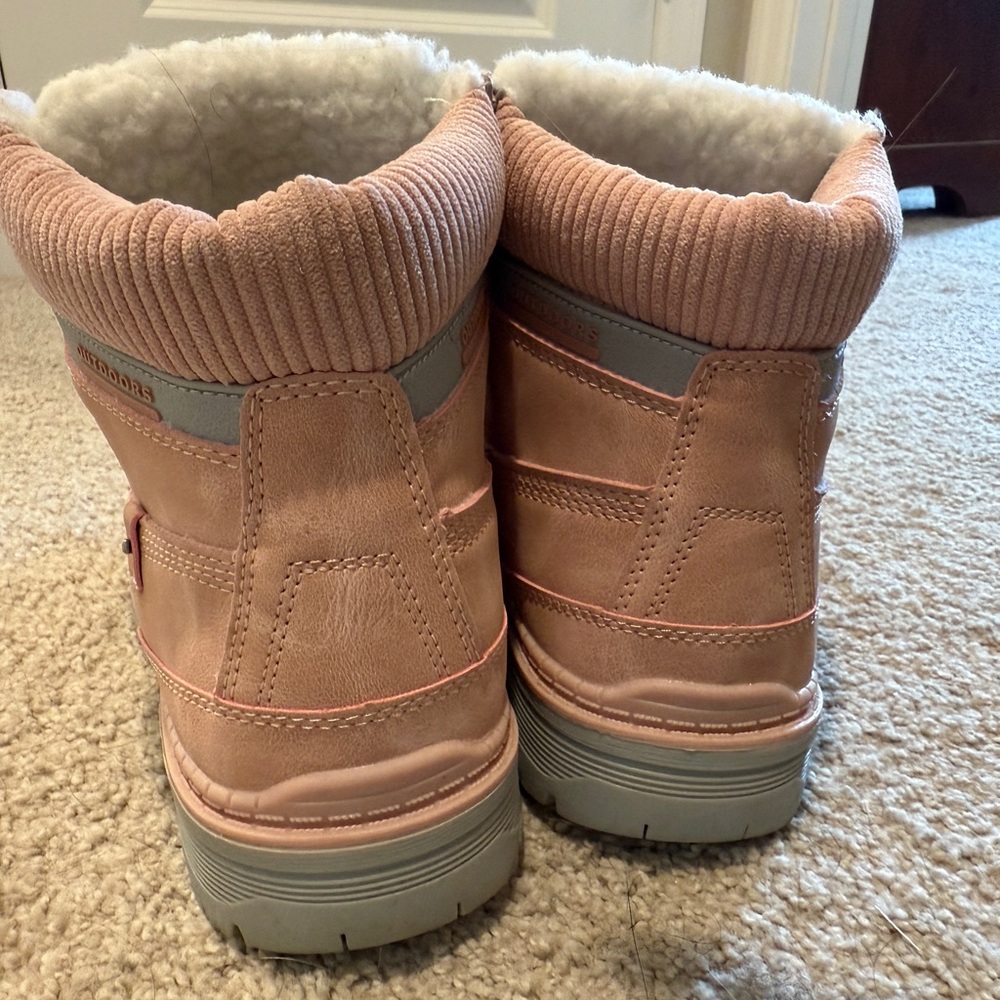 Women's Pink Boots - Picture 4 of 5
